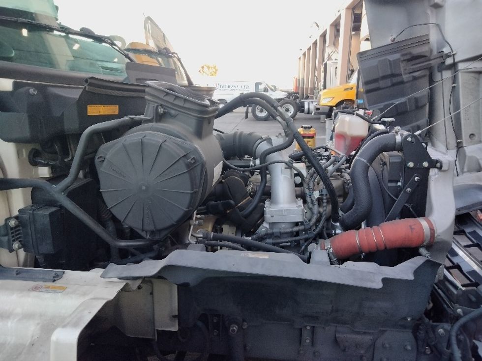 Refrigerated Truck-Light and Medium Duty Trucks-Hino-2018-338-Torrance-CA-159,873\n\t\tmiles-$ 52,000 - Image 23
