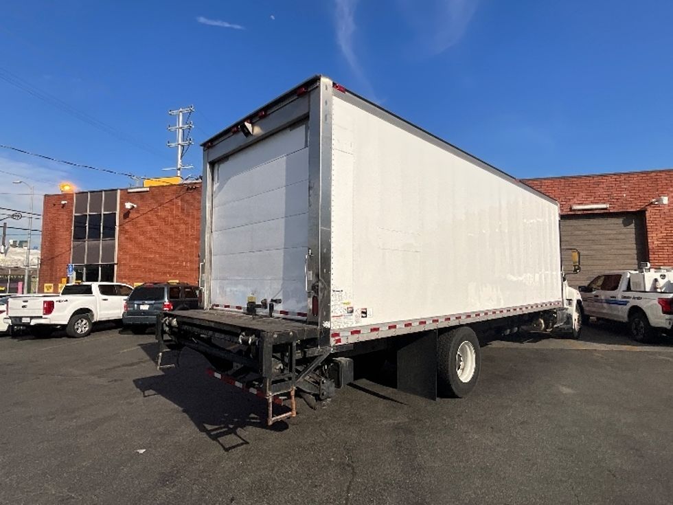 Refrigerated Truck-Light and Medium Duty Trucks-Hino-2018-338-Torrance-CA-274,742\n\t\tmiles-$ 33,000 - Image 13