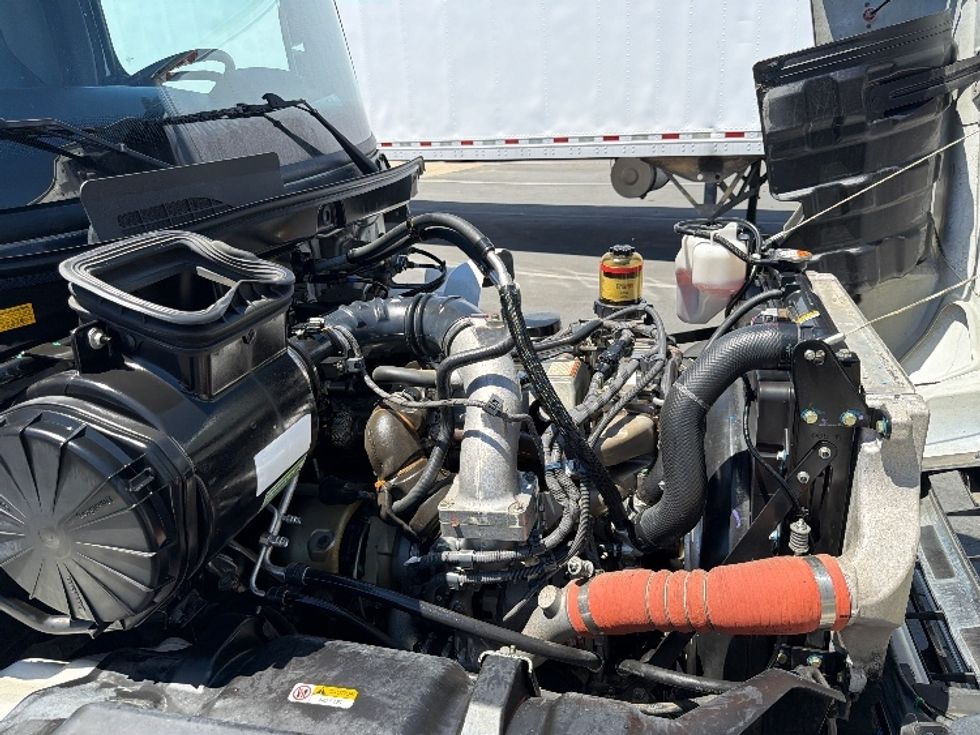 Refrigerated Truck-Light and Medium Duty Trucks-Hino-2018-338-West Sacramento-CA-166,200\n\t\tmiles-$ 32,250 - Image 22