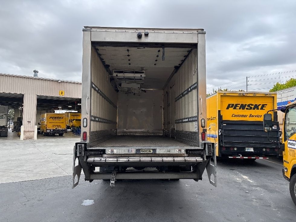 Refrigerated Truck-Light and Medium Duty Trucks-Hino-2018-338-West Sacramento-CA-175,891\n\t\tmiles-$ 42,000 - Image 8