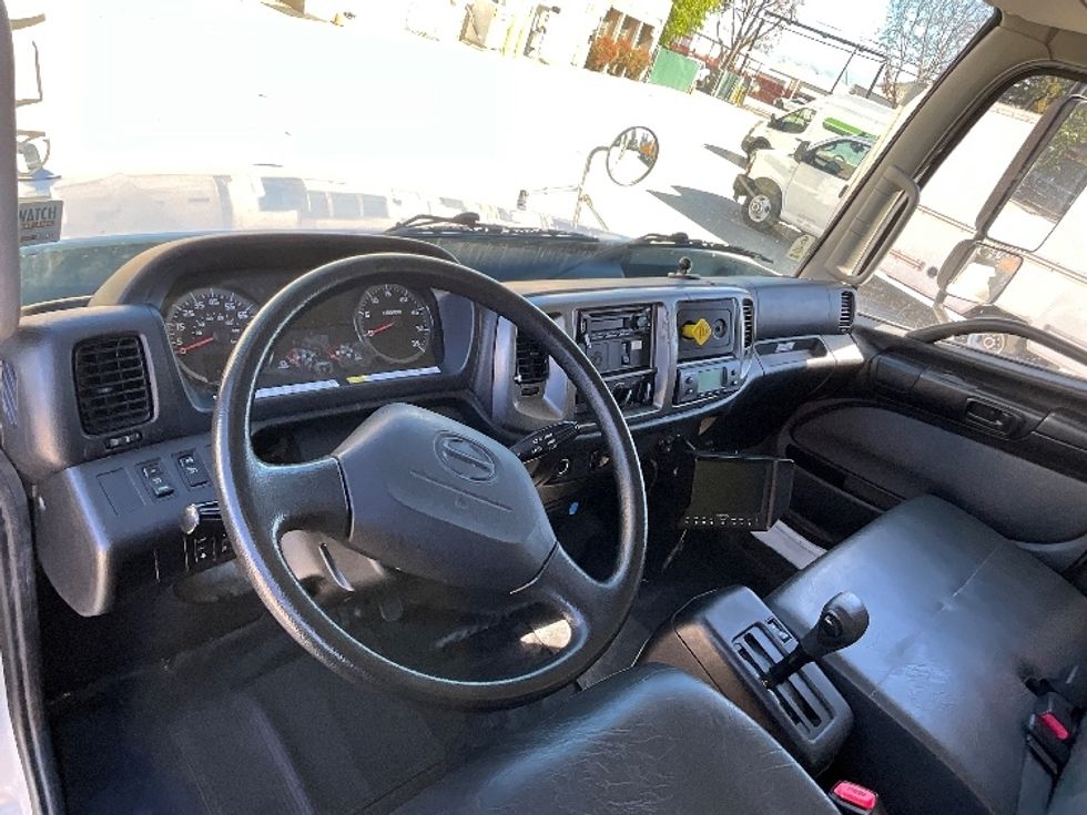 Refrigerated Truck-Light and Medium Duty Trucks-Hino-2018-338-West Sacramento-CA-184,889\n\t\tmiles-$ 40,500 - Image 17