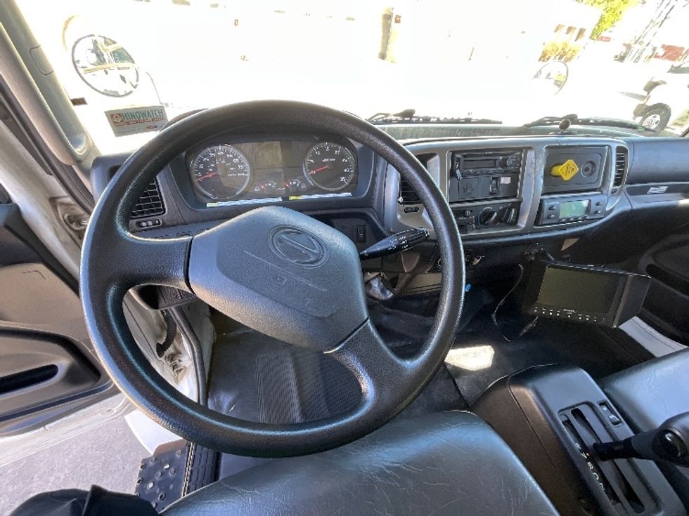 Refrigerated Truck-Light and Medium Duty Trucks-Hino-2018-338-West Sacramento-CA-184,889\n\t\tmiles-$ 40,500 - Image 18