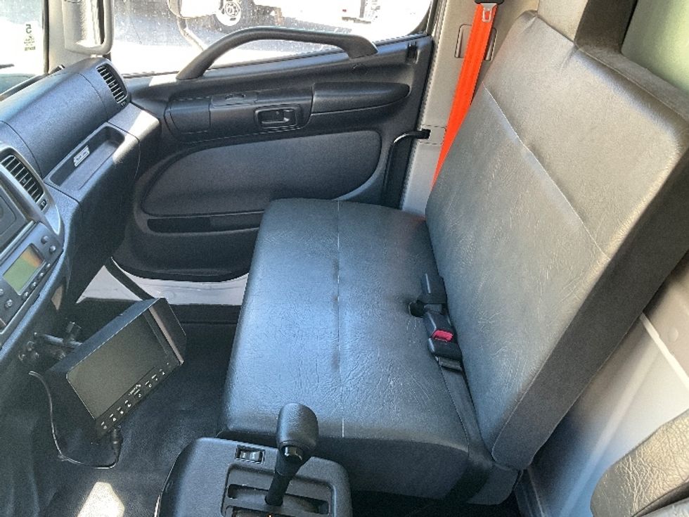 Refrigerated Truck-Light and Medium Duty Trucks-Hino-2018-338-West Sacramento-CA-184,889\n\t\tmiles-$ 40,500 - Image 19