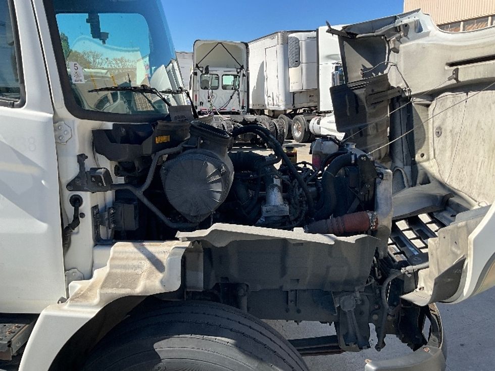 Refrigerated Truck-Light and Medium Duty Trucks-Hino-2018-338-West Sacramento-CA-184,889\n\t\tmiles-$ 40,500 - Image 23