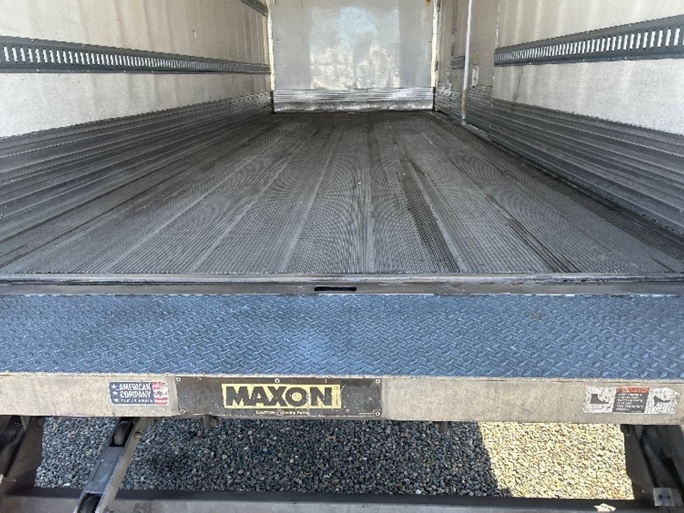 Refrigerated Truck-Light and Medium Duty Trucks-Hino-2018-338-West Sacramento-CA-185,881\n\t\tmiles-$ 39,500 - Image 10