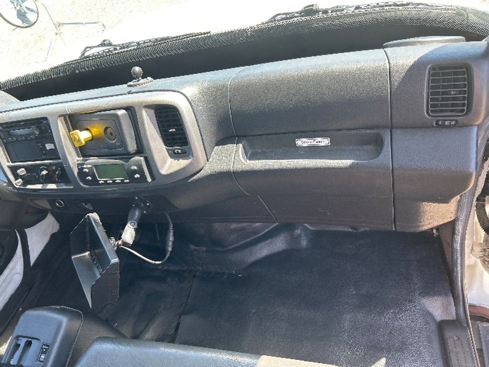 Refrigerated Truck-Light and Medium Duty Trucks-Hino-2018-338-West Sacramento-CA-185,881\n\t\tmiles-$ 39,500 - Image 21