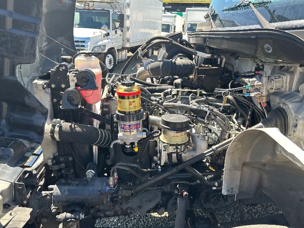 Refrigerated Truck-Light and Medium Duty Trucks-Hino-2018-338-West Sacramento-CA-185,881\n\t\tmiles-$ 39,500 - Image 24