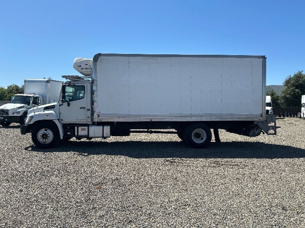 Refrigerated Truck-Light and Medium Duty Trucks-Hino-2018-338-West Sacramento-CA-185,881\n\t\tmiles-$ 39,500 - Image 4