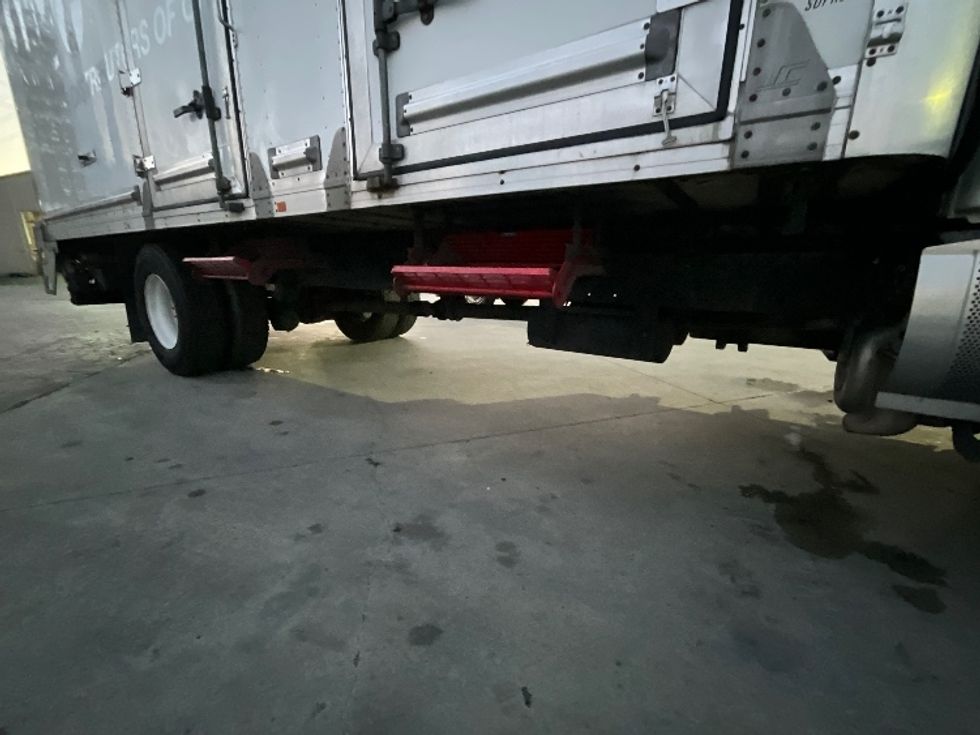 Refrigerated Truck-Light and Medium Duty Trucks-Hino-2018-338-West Sacramento-CA-186,821\n\t\tmiles-$ 40,500 - Image 14