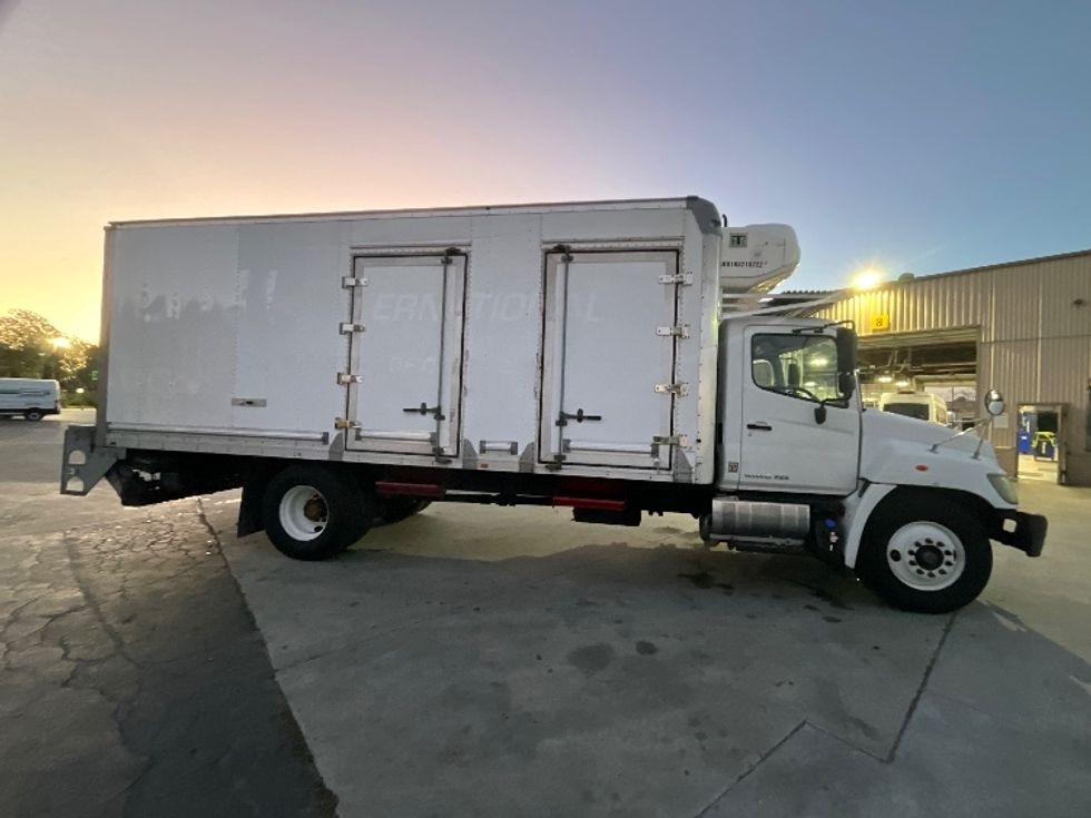 Refrigerated Truck-Light and Medium Duty Trucks-Hino-2018-338-West Sacramento-CA-186,821\n\t\tmiles-$ 40,500 - Image 15