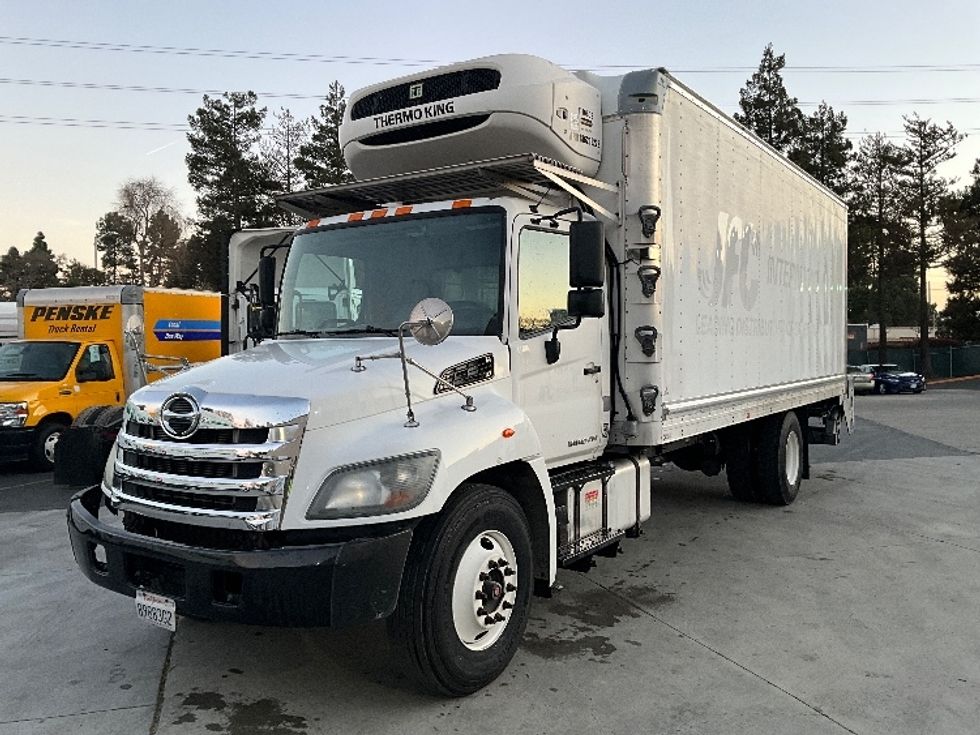 Refrigerated Truck-Light and Medium Duty Trucks-Hino-2018-338-West Sacramento-CA-186,821\n\t\tmiles-$ 40,500 - Image 3