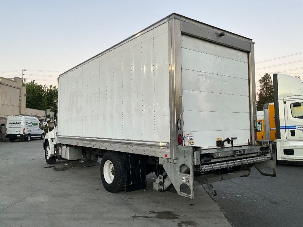 Refrigerated Truck-Light and Medium Duty Trucks-Hino-2018-338-West Sacramento-CA-186,821\n\t\tmiles-$ 40,500 - Image 6