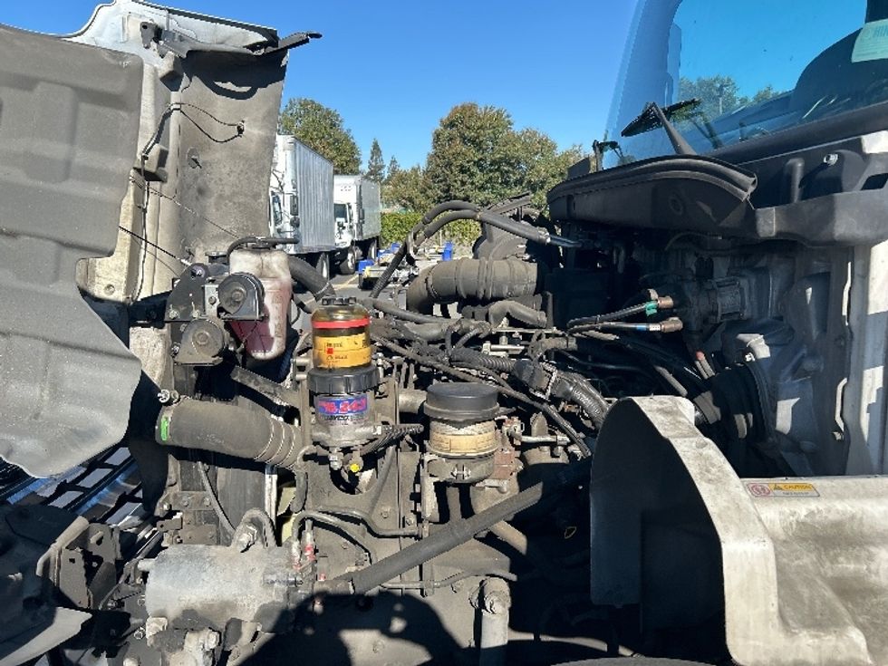 Refrigerated Truck-Light and Medium Duty Trucks-Hino-2018-338-West Sacramento-CA-193,500\n\t\tmiles-$ 38,250 - Image 24