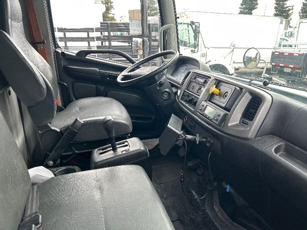 Refrigerated Truck-Light and Medium Duty Trucks-Hino-2018-338-West Sacramento-CA-207,729\n\t\tmiles-$ 35,500 - Image 22