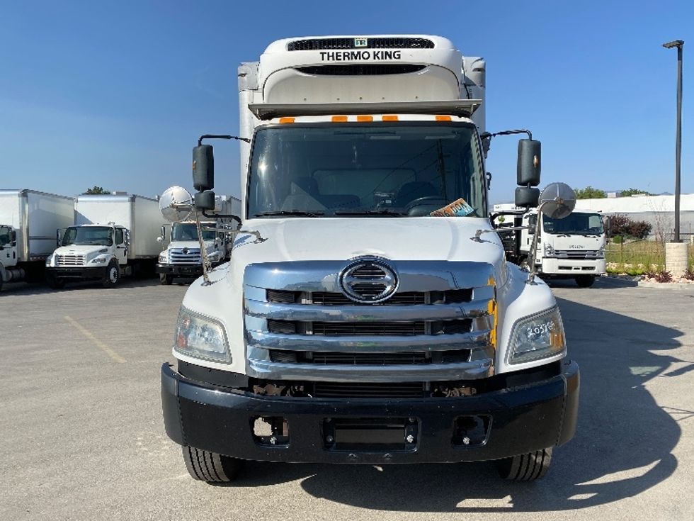2018 Hino Conventional Type Truck photo 2