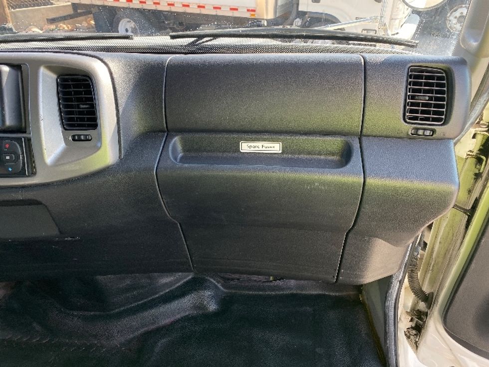 Refrigerated Truck-Light and Medium Duty Trucks-Hino-2018-338-West Valley City-UT-82,448\n\t\tmiles-$ 54,500 - Image 21