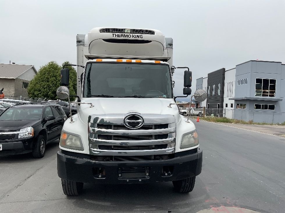 Refrigerated Truck-Light and Medium Duty Trucks-Hino-2018-338-West Valley City-UT-89,338\n\t\tmiles-$ 57,000 - Image 2