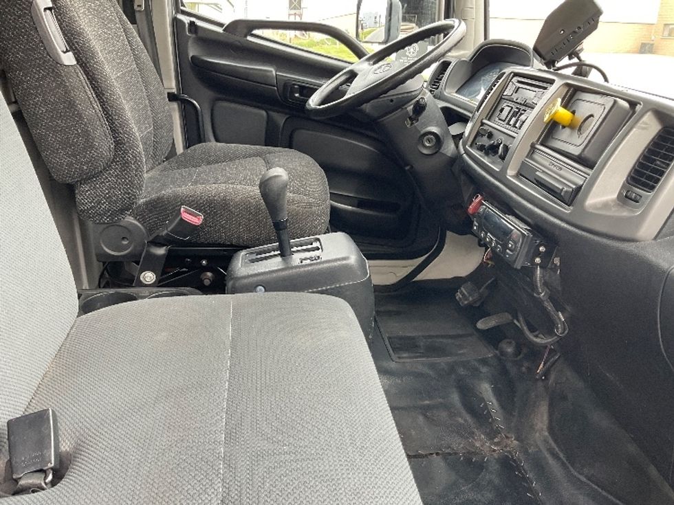 Refrigerated Truck-Light and Medium Duty Trucks-Hino-2018-338-West Valley City-UT-89,338\n\t\tmiles-$ 57,000 - Image 22