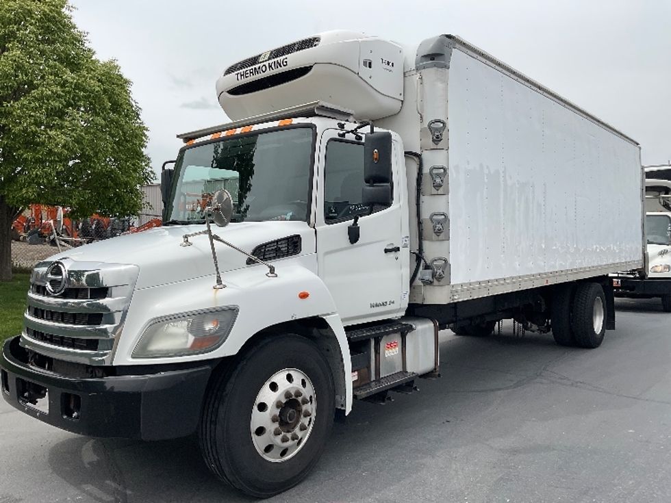 Refrigerated Truck-Light and Medium Duty Trucks-Hino-2018-338-West Valley City-UT-89,338\n\t\tmiles-$ 57,000 - Image 3