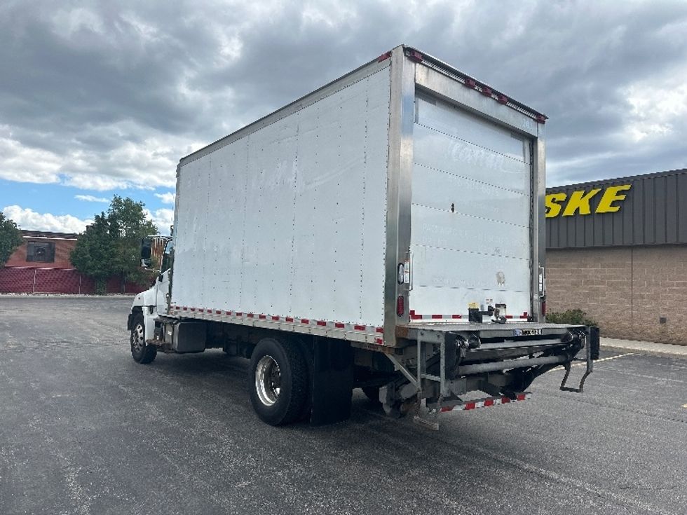 Refrigerated Truck-Light and Medium Duty Trucks-Hino-2018-358-Ottawa-ON-325,848\n\t\tkm-$ 45,250 - Image 13