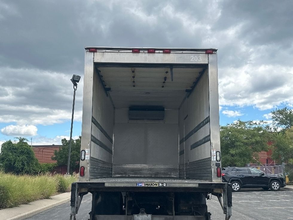 Refrigerated Truck-Light and Medium Duty Trucks-Hino-2018-358-Ottawa-ON-325,848\n\t\tkm-$ 45,250 - Image 9