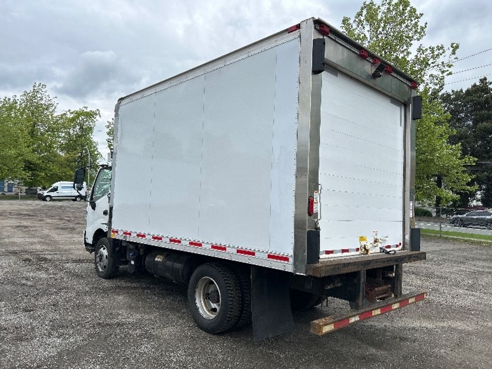 Refrigerated Truck-Light and Medium Duty Trucks-Hino-2019-195-Abbotsford-BC-268,828\n\t\tkm-$ 62,250 - Image 6