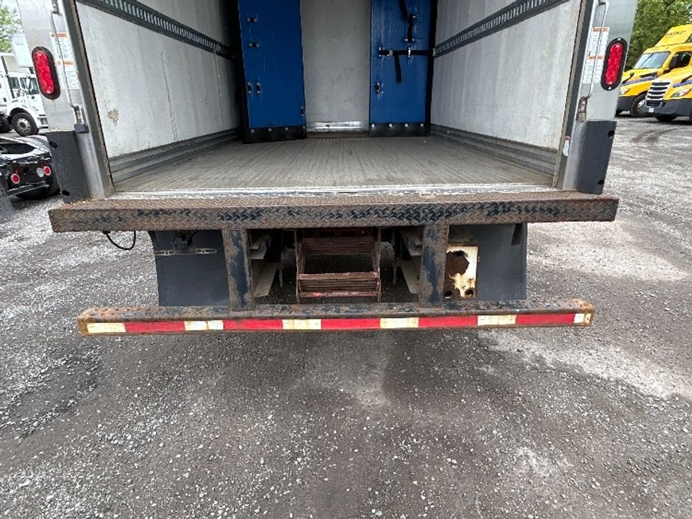 Refrigerated Truck-Light and Medium Duty Trucks-Hino-2019-195-Abbotsford-BC-268,828\n\t\tkm-$ 62,250 - Image 9