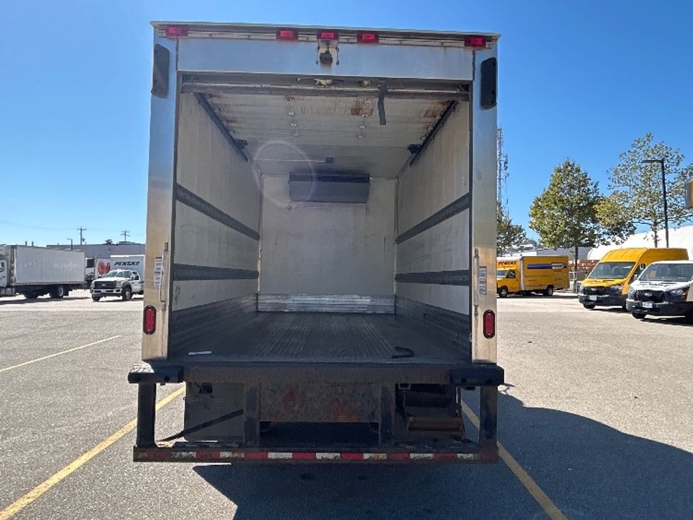 Refrigerated Truck-Light and Medium Duty Trucks-Hino-2019-195-Abbotsford-BC-314,810\n\t\tkm-$ 44,750 - Image 8