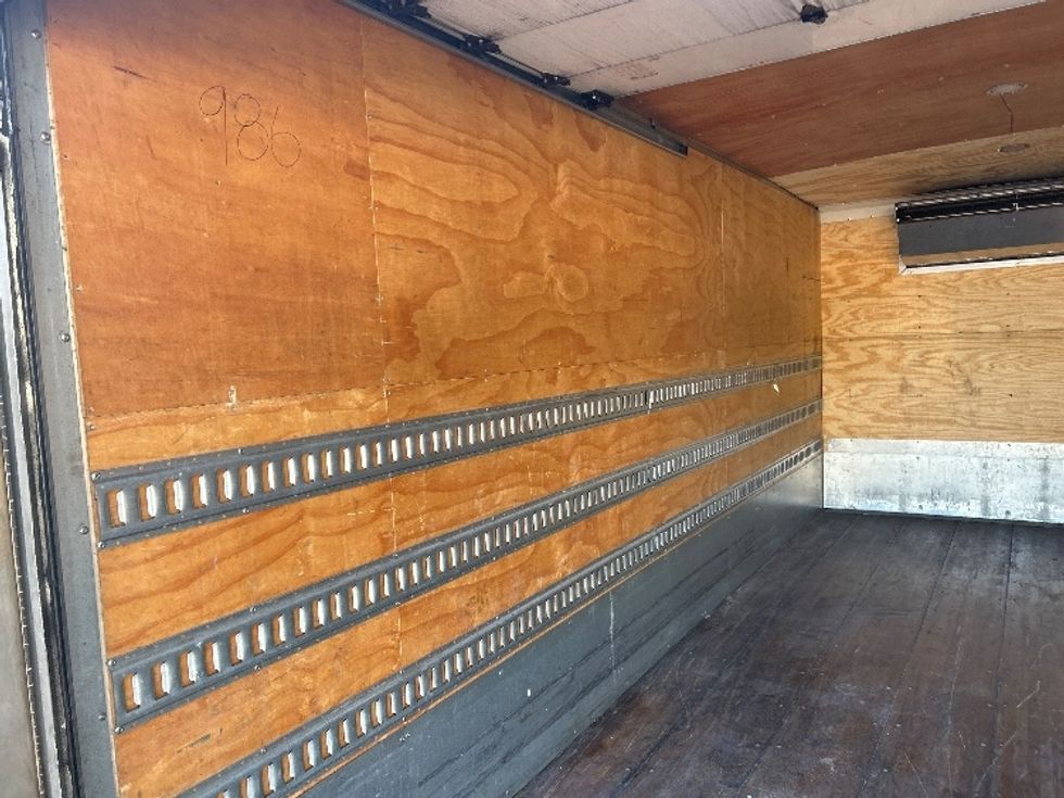 Refrigerated Truck-Light and Medium Duty Trucks-Hino-2019-195-Atlanta-GA-117,509\n\t\tmiles-$ 51,250 - Image 11