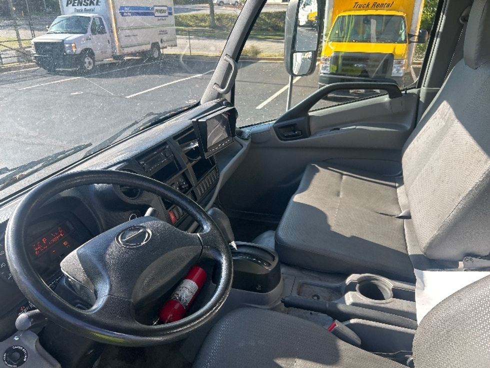Refrigerated Truck-Light and Medium Duty Trucks-Hino-2019-195-Atlanta-GA-117,509\n\t\tmiles-$ 51,250 - Image 17