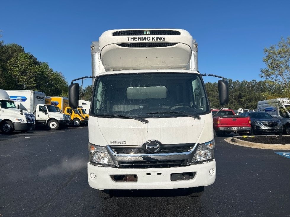 Refrigerated Truck-Light and Medium Duty Trucks-Hino-2019-195-Atlanta-GA-117,509\n\t\tmiles-$ 51,250 - Image 2