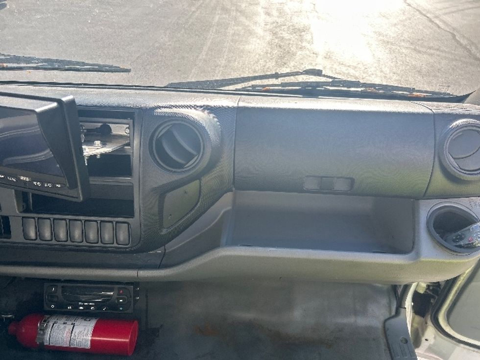 Refrigerated Truck-Light and Medium Duty Trucks-Hino-2019-195-Atlanta-GA-117,509\n\t\tmiles-$ 51,250 - Image 21