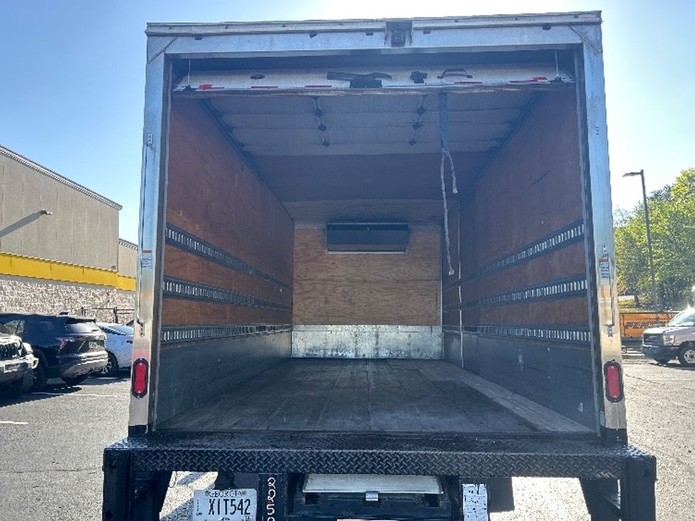 Refrigerated Truck-Light and Medium Duty Trucks-Hino-2019-195-Atlanta-GA-117,509\n\t\tmiles-$ 51,250 - Image 8