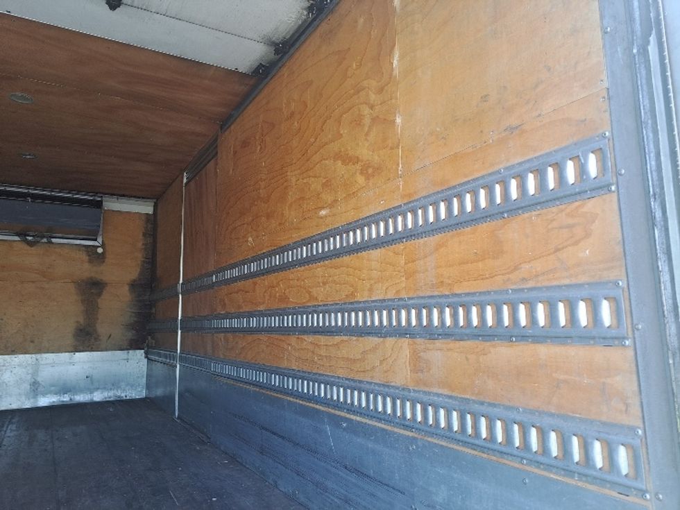 Refrigerated Truck-Light and Medium Duty Trucks-Hino-2019-195-Atlanta-GA-153,465\n\t\tmiles-$ 47,750 - Image 11