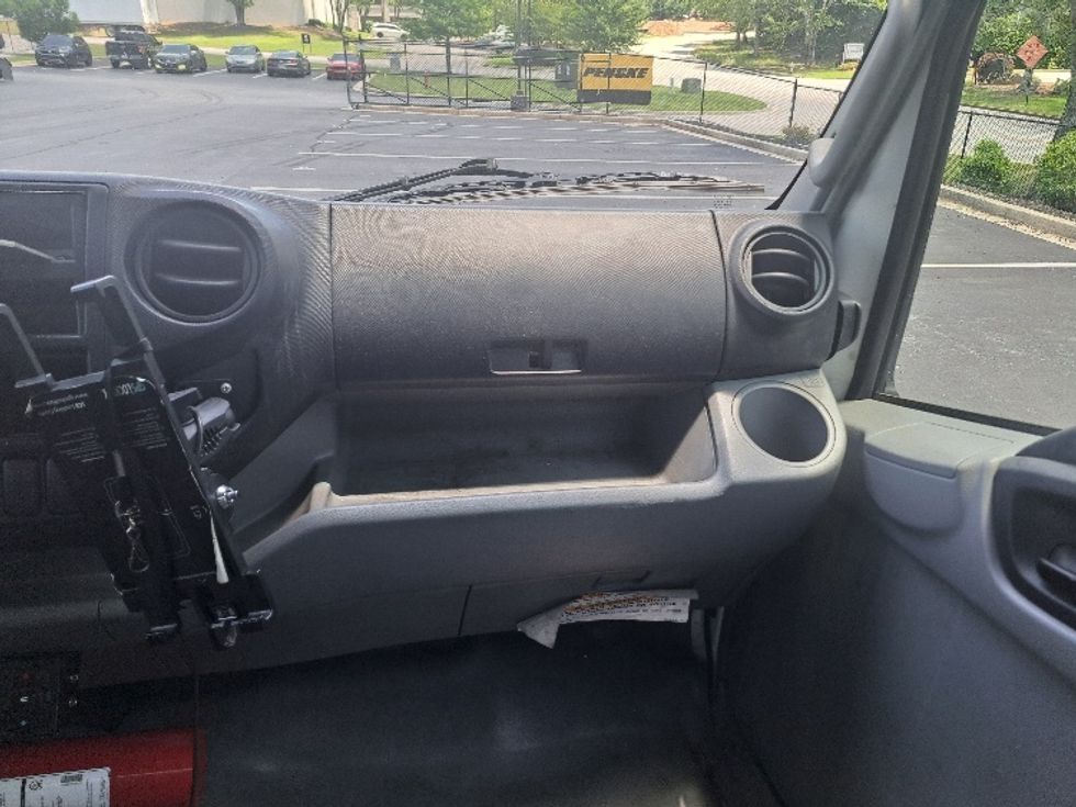 Refrigerated Truck-Light and Medium Duty Trucks-Hino-2019-195-Atlanta-GA-153,465\n\t\tmiles-$ 47,750 - Image 19