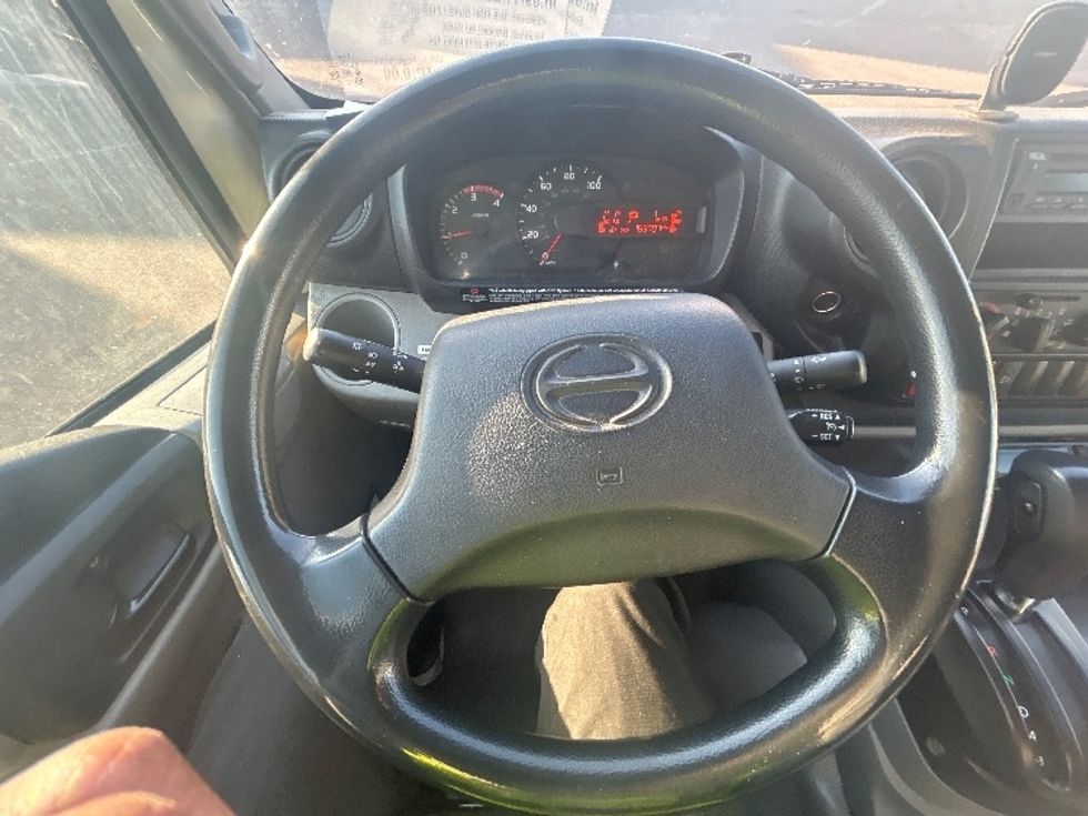 Refrigerated Truck-Light and Medium Duty Trucks-Hino-2019-195-Brooklyn Park-MN-163,679\n\t\tmiles-$ 42,500 - Image 18