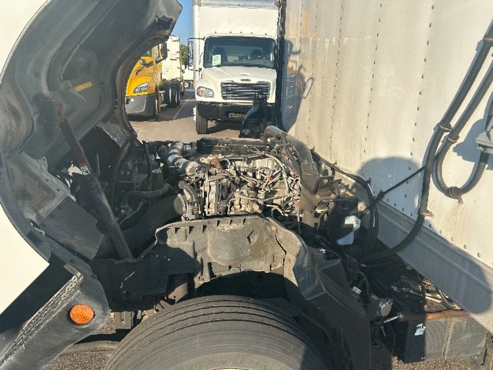 Refrigerated Truck-Light and Medium Duty Trucks-Hino-2019-195-Brooklyn Park-MN-163,679\n\t\tmiles-$ 42,500 - Image 24