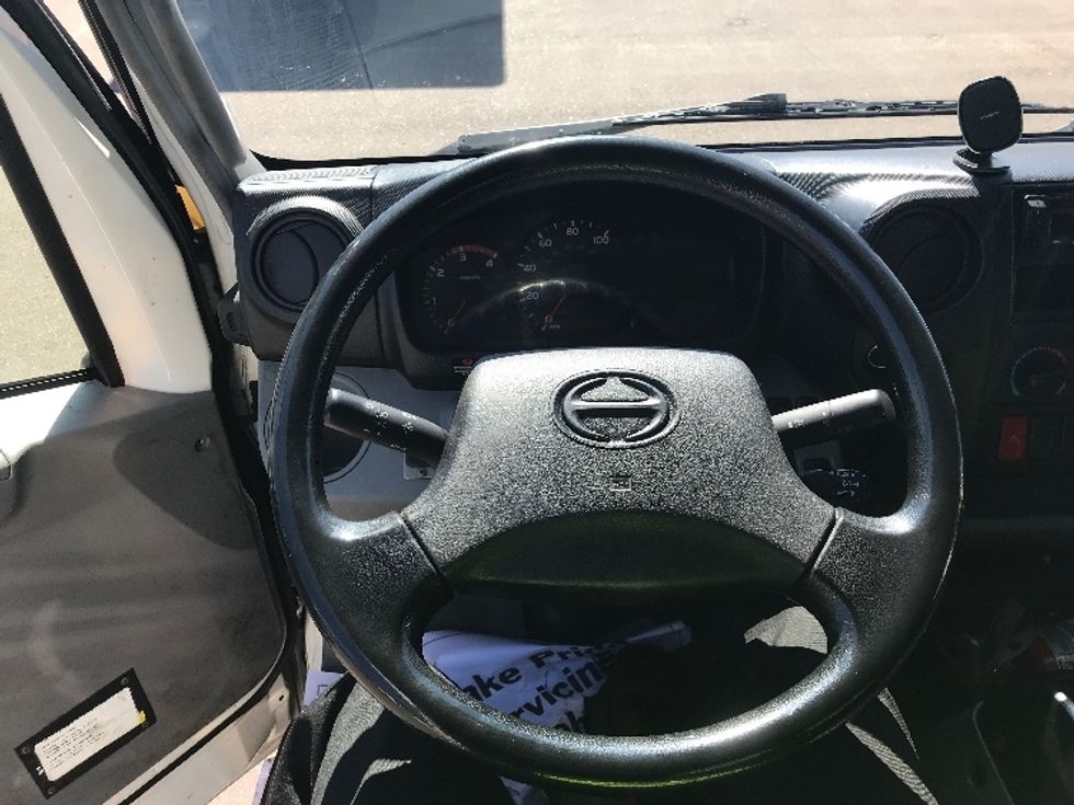 Refrigerated Truck-Light and Medium Duty Trucks-Hino-2019-195-Brooklyn Park-MN-169,256\n\t\tmiles-$ 41,000 - Image 17