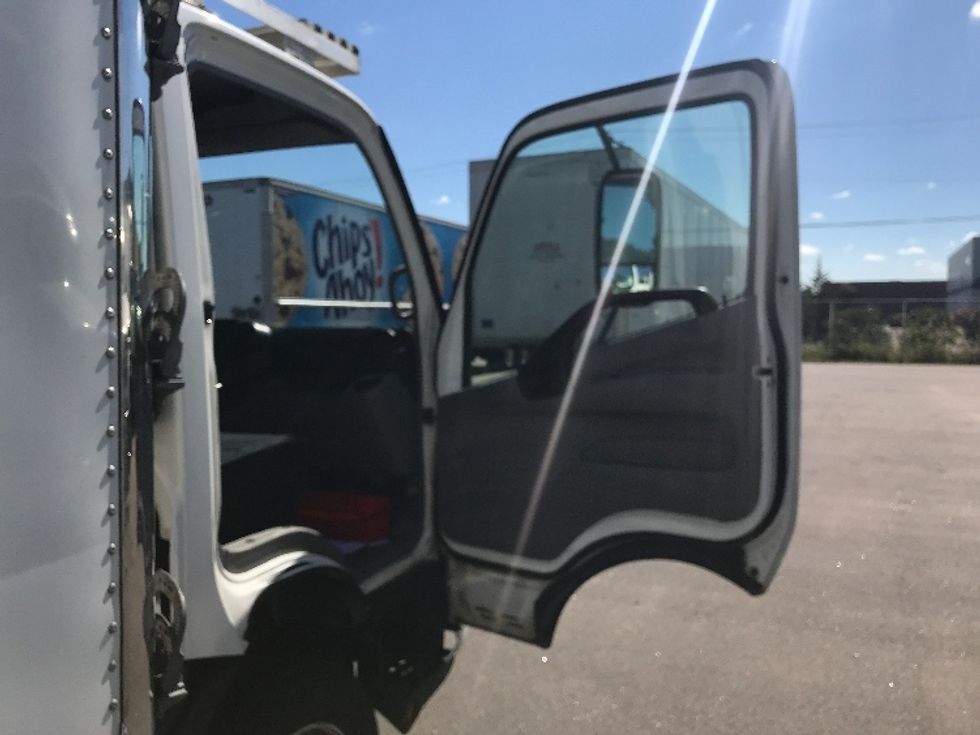 Refrigerated Truck-Light and Medium Duty Trucks-Hino-2019-195-Brooklyn Park-MN-169,256\n\t\tmiles-$ 41,000 - Image 19