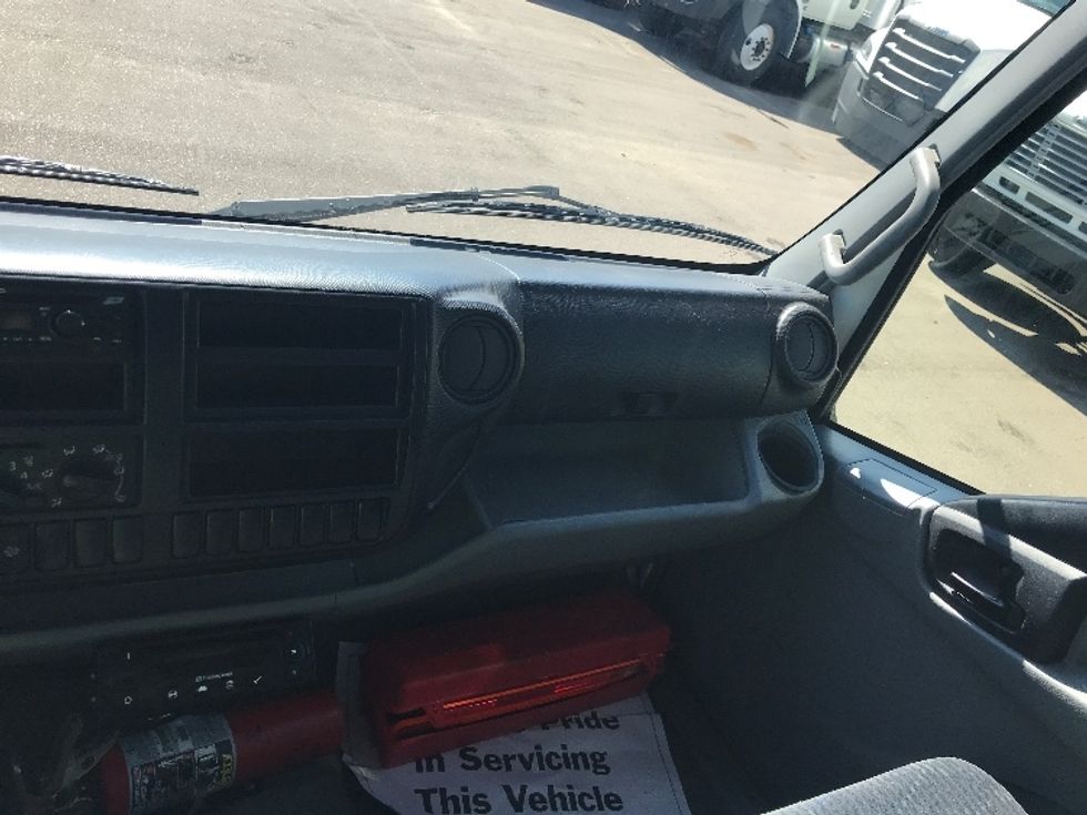 Refrigerated Truck-Light and Medium Duty Trucks-Hino-2019-195-Brooklyn Park-MN-169,256\n\t\tmiles-$ 41,000 - Image 20