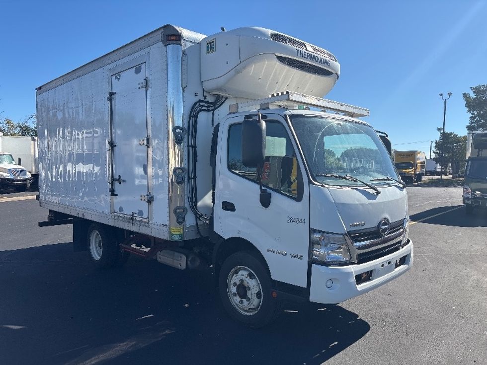 Refrigerated Truck-Light and Medium Duty Trucks-Hino-2019-195-Brooklyn Park-MN-177,290\n\t\tmiles-$ 37,750 - Image 1