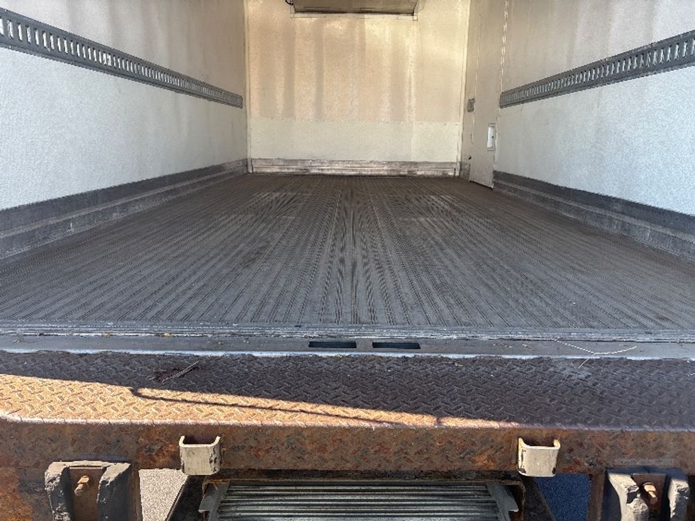 Refrigerated Truck-Light and Medium Duty Trucks-Hino-2019-195-Brooklyn Park-MN-177,290\n\t\tmiles-$ 37,750 - Image 10