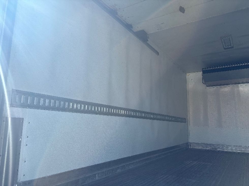 Refrigerated Truck-Light and Medium Duty Trucks-Hino-2019-195-Brooklyn Park-MN-177,290\n\t\tmiles-$ 37,750 - Image 11