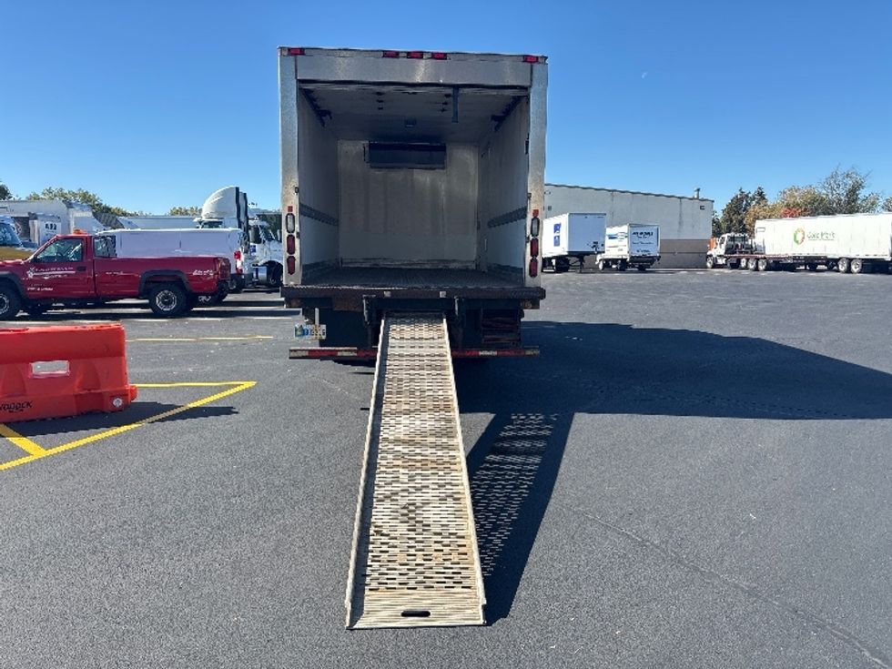 Refrigerated Truck-Light and Medium Duty Trucks-Hino-2019-195-Brooklyn Park-MN-177,290\n\t\tmiles-$ 37,750 - Image 9