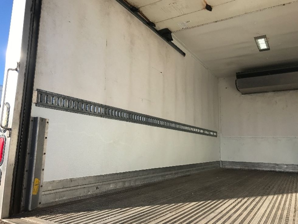 Refrigerated Truck-Light and Medium Duty Trucks-Hino-2019-195-Brooklyn Park-MN-186,007\n\t\tmiles-$ 36,000 - Image 10