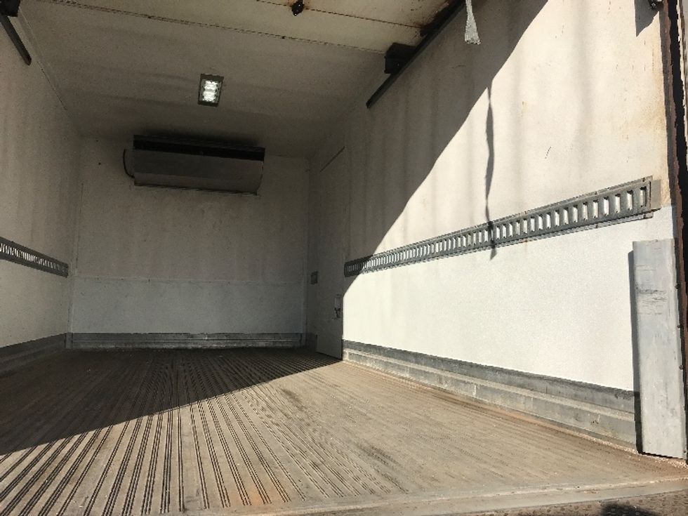 Refrigerated Truck-Light and Medium Duty Trucks-Hino-2019-195-Brooklyn Park-MN-186,007\n\t\tmiles-$ 36,000 - Image 11