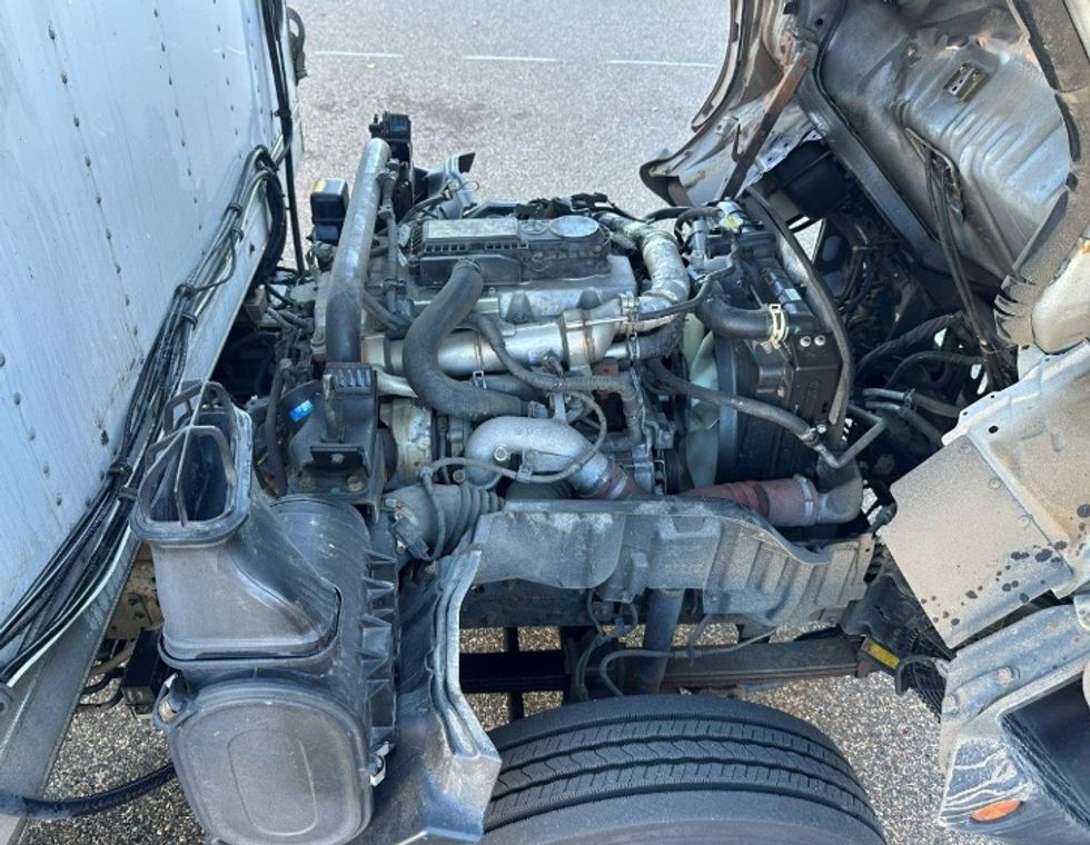 Refrigerated Truck-Light and Medium Duty Trucks-Hino-2019-195-Brooklyn Park-MN-186,007\n\t\tmiles-$ 36,000 - Image 22