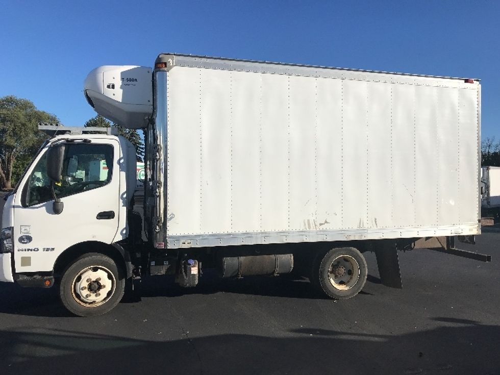 Refrigerated Truck-Light and Medium Duty Trucks-Hino-2019-195-Brooklyn Park-MN-186,007\n\t\tmiles-$ 36,000 - Image 4