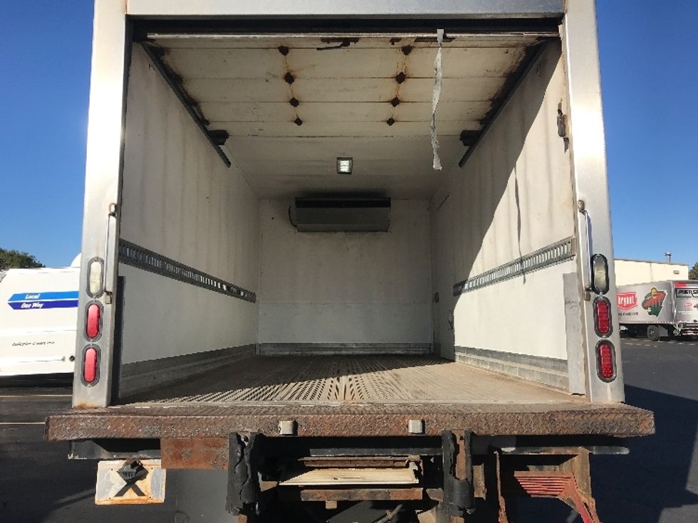 Refrigerated Truck-Light and Medium Duty Trucks-Hino-2019-195-Brooklyn Park-MN-186,007\n\t\tmiles-$ 36,000 - Image 8