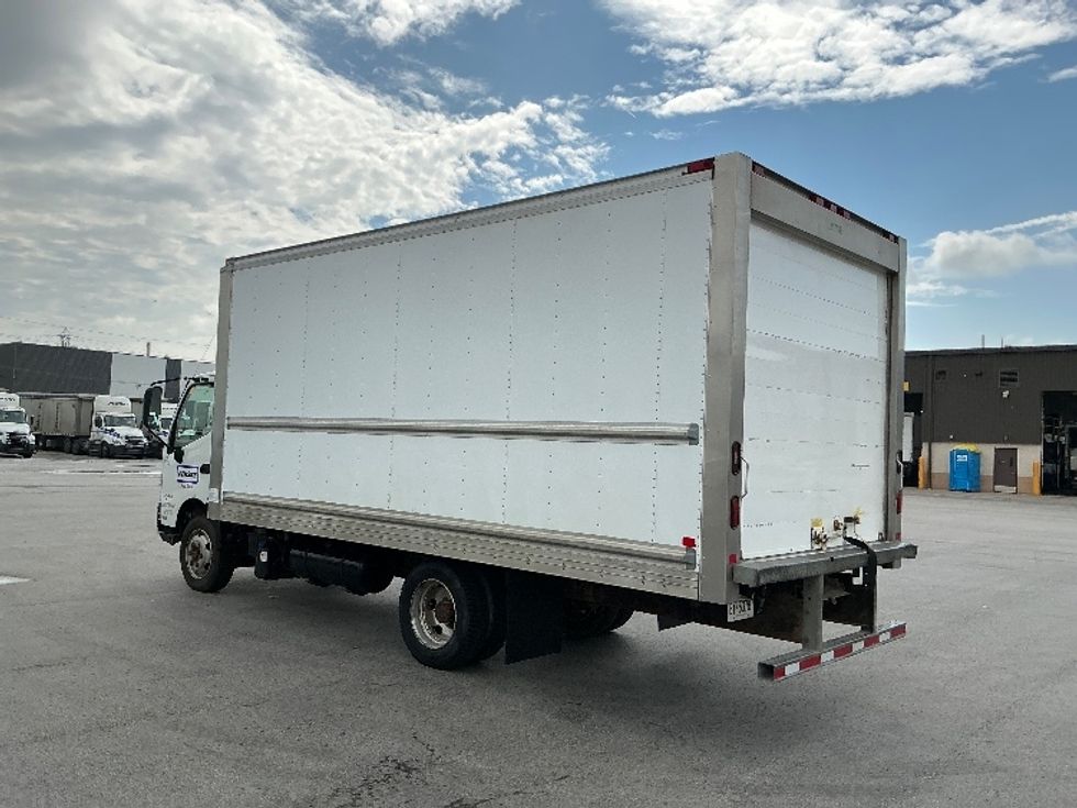Refrigerated Truck-Light and Medium Duty Trucks-Hino-2019-195-Cambridge-ON-290,743\n\t\tkm-$ 55,750 - Image 6
